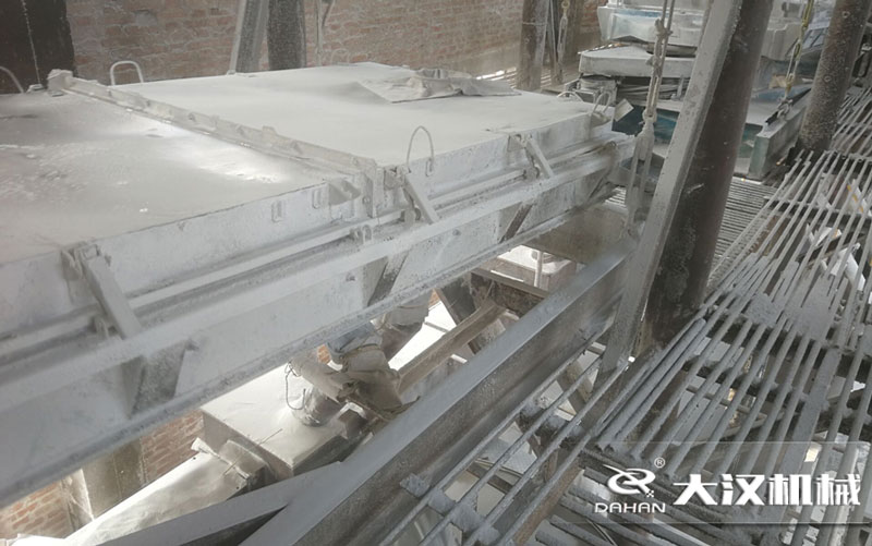 工業堿振動篩 工業堿振動篩